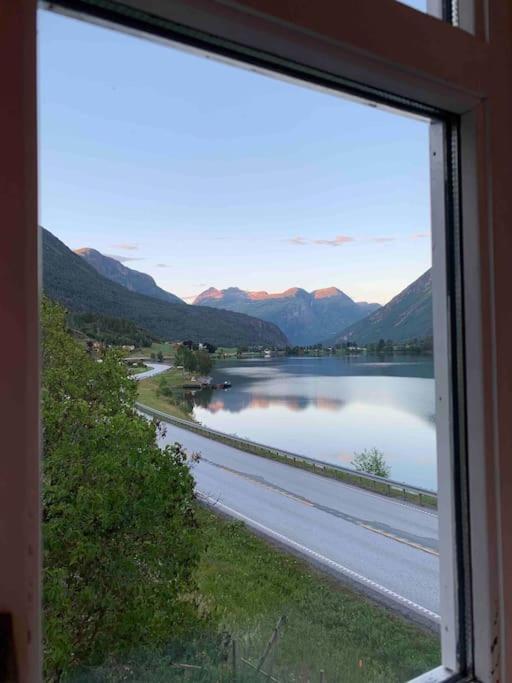 Golden Resort-«skulehuset» * Stryn